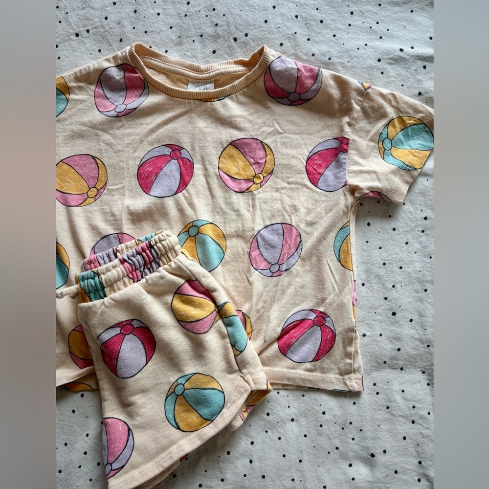 Colorful Beach Ball Print Shorts & Tshirt Set